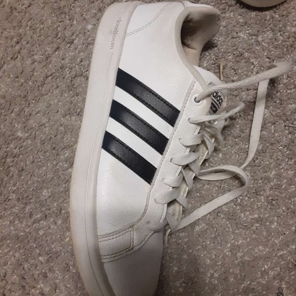 Women's Size 8.5 Adidas Cloudfoam Advantage Shoes White w/ Black Stripes - Picture 4 of 15